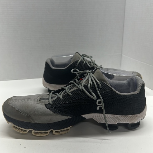 ON Running On Clouds Sneakers Shoes Running Gray Black Men's Size 10.5 - Picture 6 of 12